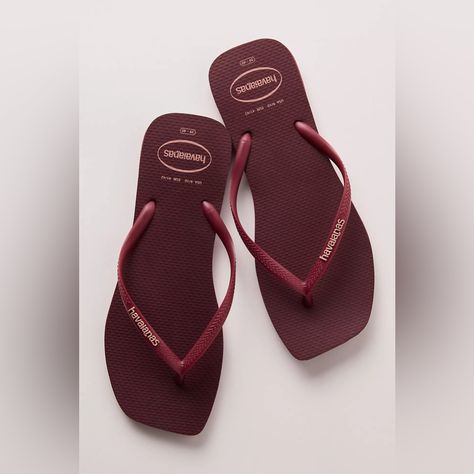 Nwt Havaianas Slim Square Flip Flops Newww Size 1: Usa 9/10 Eur 41/42 Bra 39/40 Size 2: Usa 11/12 Eur 43/44 Bra 41/42 Color: Purple Soil So Simple With A Twist, These Flip-Flops From Havaianas Are Featured In Their Signature Slim Style With A Squared-Off Toe For An Extra Dose Of Detail. Slip-On Style, Backless Design, Brazilian Rubber Uppers, Slim Thong Straps, Flat Cushioned Sole, Square Open Toe This Easy Pair Is The Most Essential Summertime Shoe. Care/Import Made In Brazil Contents 98.5% Rub Slim Style, Backless Design, Color Purple, Women's Shoes Sandals, Open Toe, Flip Flops, Shoes Sandals, Size 2, Slip On