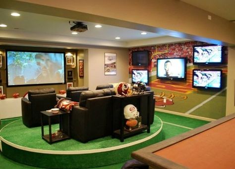 The Best Home Theaters for Football Parties The best football parties are held in the best home theaters. These football fans combined two great passions in their favorite rooms. Garage Man Caves, Man Cave Ideas Cheap, Man Cave Basement Diy, Man Cave Colors, Transitional Basement, Sports Man Cave, Home Decor Men, Garage Gift, Small Lounge