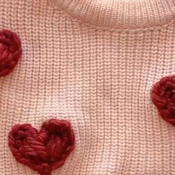 Sarah - DIY Embroidery Kits & Patterns on Instagram: "Valentine’s Day feels so much more special this year with a little baby girl to dress up 💕 #embroideredsweatshirt #embroidery #embroideryart #embroideryartist #broderie #embroiderylove #dmcembroidery #dmcthreads #fiberart #makersgonnamake #nicegirlsneedleclub #lifeincolor #damngoodstitch #embroideredclothing #handembroidery #embroideredshirt #needleandthread #threadunraveled #needleworksociety #embroideryblog #sharecraftsy #wearableart #sweaterweather #namesweater #namesweaterforkids #namesweaterdesign #yarnembroidery #embroiderednamesweater #personalizedsweater" Valentines Sweater, Embroidery Clothing, Personalized Sweater, Diy Embroidery Kit, Embroidery Sweater, Embroidered Clothes, Diy Embroidery, Valentines Diy, Embroidery Kits