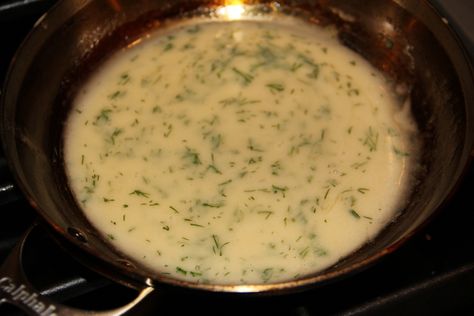 Lemon Beurre Blanc Sauce, Beurre Blanc Sauce Recipe, Dill Sauce For Salmon, Salmon With Lemon, Lemon Dill Sauce, Entree Dishes, Sauce For Salmon, Lemon Dill, Dill Sauce