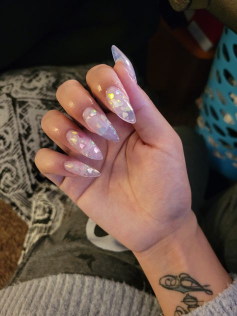 Clear nails with holographic hearts Holographic Heart Nails, Clear Heart Nails, Nails With Holographic, Translucent Nails, Nails With Hearts, Hearts Nails, Clear Heart, Clear Nails, Heart Nails