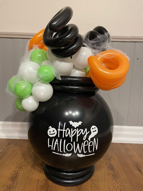 Halloween Cauldron Explained Balloon Bubbles, Halloween Cauldron, Halloween Balloons, Happy Halloween, Decorative Jars, Balloons, Bubbles, Halloween