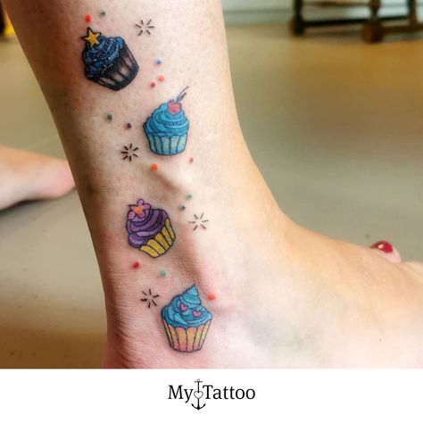 Cupcake Tattoo Designs Girly, Food Tattoos For Women, Chocolate Tattoo Ideas, Candy Tattoo Ideas, Cupcake Tattoo Designs, Baking Tattoo, Baker Tattoo, Folk Tattoo, Cupcake Tattoo