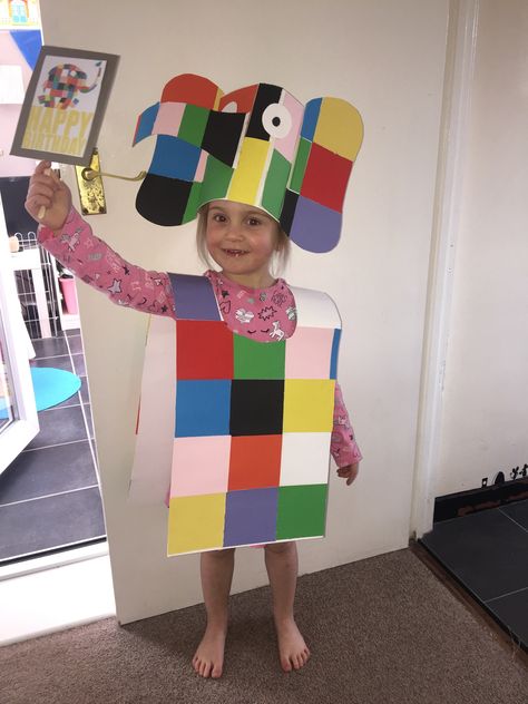 Elmer World Book Day Costume, Elmer Costume Diy, Elmer The Elephant Costume, Elmer Costume, Book Week Characters, School Halloween Costumes, World Book Day Ideas, Elmer The Elephants, Book Character Day