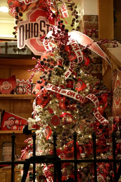 Ohio State Christmas Tree Ideas, Ohio State Christmas Tree, Ohio State Christmas, Ohio State Rooms, Ohio State Decor, Christmas Trees Ideas, State Decor, The Ohio State University, Tis The Season To Be Jolly