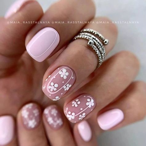 Gel Lak Nails, 2023 Spring Nails, Spring Nails Ideas, Gel Lak, Glitter Gel Nails, Simple Gel Nails, Summery Nails, Rose Nails, Cute Gel Nails