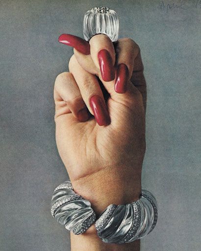 YES 1972 Fashion, Richard Avedon Photography, 1970s Jewelry, Vintage Nails, David Webb, Vogue Us, Richard Avedon, Beauty Icons, Vogue Magazine