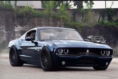 Equus Bass 770 Equus Bass 770, Jaguar Auto, Classic Mustang, Custom Muscle Cars, Car Classic, Sweet Cars, Mustang Cars, Ford Gt, American Muscle Cars