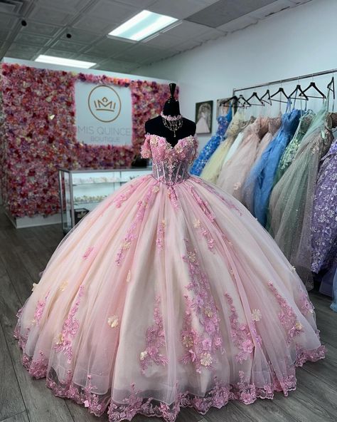 ✨New in store✨ . . . . . . #misquinceaños #misquince #mis15años #misxvaños #princesabymoncheri Corset Prom Dresses, Xv Ideas, Quincenera Dresses, Quince Themes, Mexican Quinceanera, Pink Quinceanera, Quinceanera Themes Dresses, Quinceañera Dresses, Quinceañera Ideas