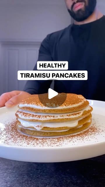 High Protein | Low Calorie on Instagram: "Healthy Tiramisu Pancakes!💪By @jalalsamfit 

In a blender:

•50-60g oats
•1 scoop (30g) vanilla protein powder @myprotein
• 1/2 tsp baking powder & pinch of baking soda
•1 tbsp (10g) maple syrup
•1 coffee shot (1 tsp instant coffee mixed with 20ml almond milk)
•100ml almond milk

Blend till smooth

1/4 cup mix, cook in a non stick pan on medium heat for 2 mins then flip and cook for another 1 min

Stack:

•Coffee + water
•120-150 non fat vanilla greek yogurt (or mix normal greek yogurt with vanilla extract or maple syrup)

Layer then top with sprinkle of cocoa powder

Approx 459 calories with filling

55g carbs
43g protein
7g fat

Follow @jalalsamfit and @proteinrecipesdaily for more recipes like this💪🔥 
.
.
.
.
#pancakes #pancakeday #healthypan Healthy Tiramisu, Tiramisu Pancakes, Healthy Food Recipies, Protein Coffee, Coffee Shot, High Protein Low Calorie, Coffee Mix, Pancake Stack, Vanilla Greek Yogurt