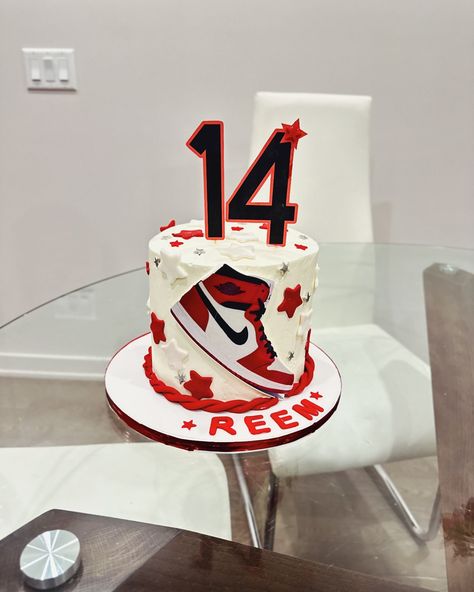 Custom design cake! . . . #cake #cakedecorating #cakestyle #nike #nikes #nikeshoes #kidsbirthdaycake #mybarrhaven Nike Shoe Cake, Running Cake, Nike Cake, Sweets Ideas, Design Cake, Nike Shoe, Creative Birthday, Fashion Cakes, Cake Cake