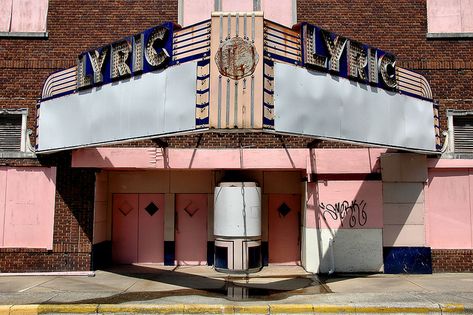 Waycross GA | Vanishing South Georgia Photographs by Brian Brown | Page 2 Waycross Georgia, Vintage Motel, Abandoned Architecture, Abandoned Cities, Abandoned Property, Forgotten Places, Theater District, South Georgia, Georgia On My Mind