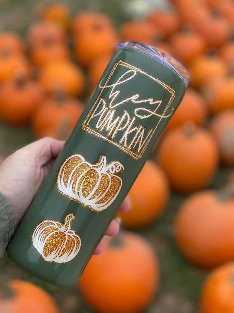 Fall Tumblers Ideas, Fall Glitter Tumbler Ideas, Fall Tumbler Cups, Fall Tumbler Ideas, 3d Tumblers, Fall Cups, Fall Tumblers, Fall Craft Fairs, Halloween Glasses