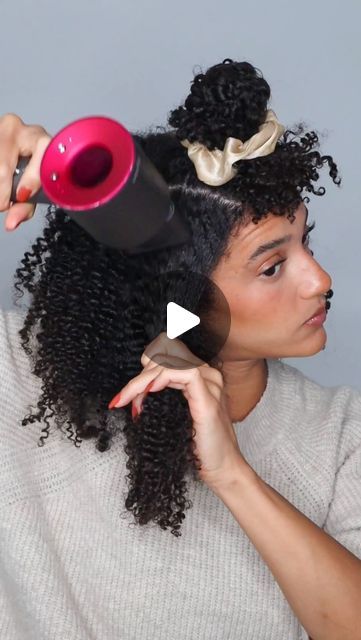 Abbie x on Instagram: "How I stretch & shape my braid-outs ➰   @dysonhair Supersonic Blowdryer Braid-out styled using @floracurl Twist & Braid Cream Scrunchie from @accessorize   #braidout #curldefinition #stretchedhair" Blow Dry Curls, Curl Definition, Twist Braid, Blow Dry Hair, Braid Out, Twist Out, Blow Dryer, Twist Braids, Blow Dry