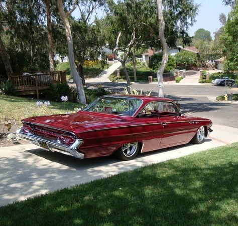 1961 Buick Invicta Buick Invicta, Buick Cars, Kustom Cars, Jet Age, The Jetsons, Lowrider Cars, Low Riders, General Manager, Ride It