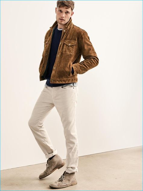 Wearing a standout piece of the season, Stefan Pollmann dons Gap's brown suede… Gentleman Clothes, Suede Jacket Outfit, Leather Jacket Outfit Men, Workout Man, Mens Fashion Casual Winter, Desert Boot, Mens Winter Boots, Tan Pants, Leather Jacket Outfits