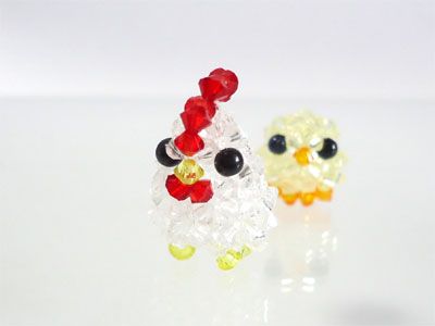 Beads Chicken Beaded Chicken, Bead Sculpture, 3d Beads, Seed Bead Crafts, Bead Projects, Beaded Crafts, Diy Art Painting, Bead Embroidery, Bead Designs