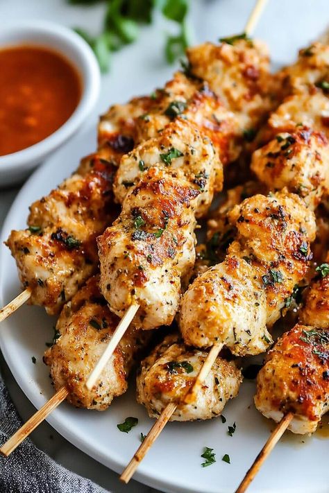 Italian Parmesan Chicken Skewers 9 Chicken Spedini Recipe, Chicken Spedini, Parmesan Chicken Skewers, Nye Dinner, Chicken With Italian Seasoning, Italian Herbs, Chicken Parmigiana, Skewers Grill, Garlic Aioli