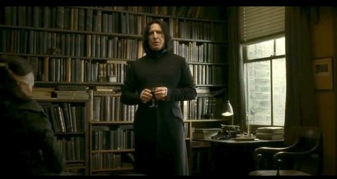 Severus Snape Severus Snape House, Severus Snape Desktop Wallpaper, Snape Wallpaper Laptop, The Unbreakable Vow, Snape House, Severus Snape Aesthetic, Severus Snape Wallpaper, Snape Wallpaper, Harry Potter Half Blood Prince