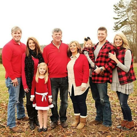 Buffalo Plaid Family Pictures Outfits, Red Buffalo Check, Large Family Photos, Buffalo Check Christmas, Family Christmas Pictures, Large Family, Christmas Photoshoot, Family Photo Outfits, Tartan Plaid