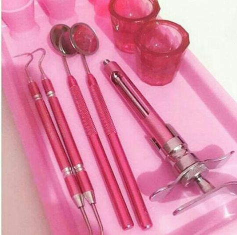 Pink Dental Aesthetic, Dental Backgrounds, Pink Dentist, Dental Aesthetic, Dental Wallpaper, Hair Dryer Set, Dental Hygiene Student, Dental Aesthetics, Dental Assistant Gifts