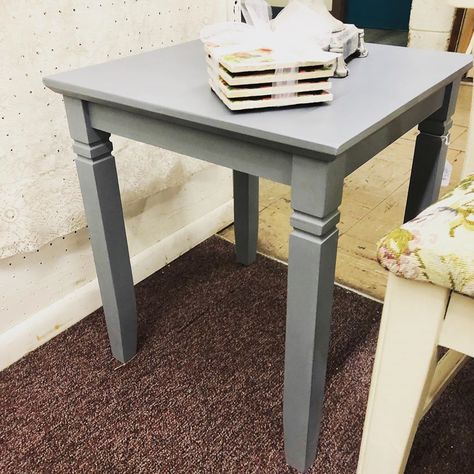 Irresistibly Vintage on Instagram: “I loved using my new Annie Sloan Chicago grey paint to do these end tables. #anniesloanchalkpaint #anniesloanpaint #upcycledfurniture…” Annie Sloan Chicago Grey, Annie Sloan Paints, Grey Paint, Annie Sloan Chalk Paint, Use Me, Annie Sloan, Upcycled Furniture, Chalk Paint, End Tables