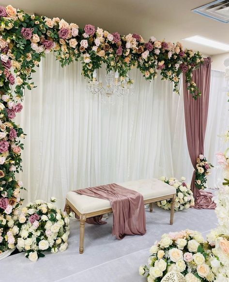 Pastel Wedding Stage Decor, Nikkah Stage Decoration Simple, Nikkah Stage Decoration Outdoor, Pink Nikkah Decor, Purple Floral Backdrop, Maiyan Decor Backdrop, Pink Traditional Drape Sets For Reception, Naming Ceremony Decoration, Baby Pink Wedding