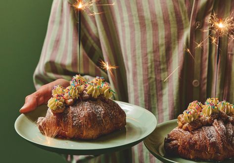 Recipe: Transform Any Croissant Into a Magnificent Lune Creation With a Clever Hack Unique Cookie Recipes, Croissant Recipe, Dessert Photography, Unique Cookies, Flaky Pastry, Crumble Topping, Best Cookie Recipes, Cake Mix Cookies, Easy Cookie Recipes