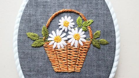 Surface Ornamentation, Embroidery Sashiko, Motifs Textiles, Embroidered Jewelry, Sashiko Embroidery, Hardanger Embroidery, Hand Embroidery Projects, Embroidery Flowers Pattern, Types Of Embroidery