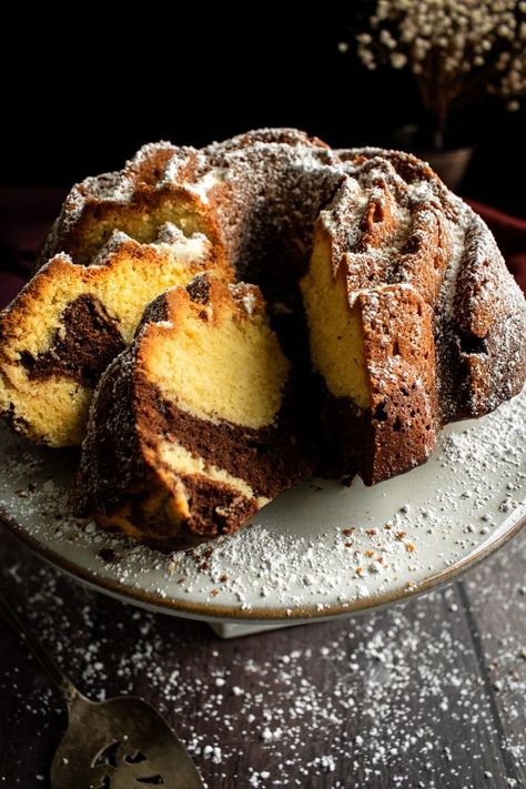 German Marble Cake (Marmorkuchen) Boxed Marble Cake Recipes, German Marble Cake, Easy Marble Cake Recipe, Homemade Cherry Sauce, Marble Bundt Cake, Marble Pound Cake, Marble Cake Recipe, Chocolate Mousse Cheesecake, Bee Sting Cake