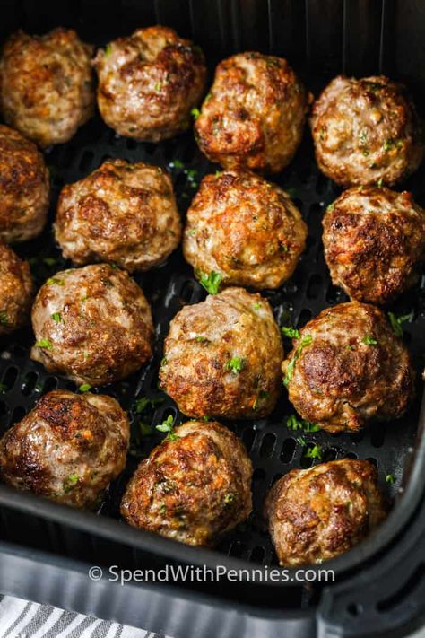 Air Fryer Meatballs, Meatball Dinner, Air Fryer Pork Chops, Air Fryer Fish, Air Fryer Chicken Wings, Pork Meatballs, Spend With Pennies, Air Fryer Dinner Recipes, Air Fryer Recipes Easy