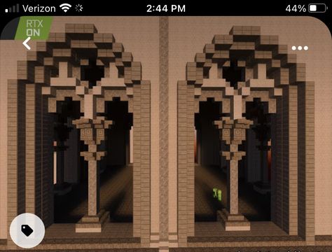 Quartz Wall Minecraft, Arch Minecraft Ideas, Minecraft Arch Entrance, Minecraft Castle Entrance Ideas, Arches Minecraft, Minecraft Castle Door, Minecraft Stained Glass Window, Cliffside House Minecraft, Minecraft Archway Entrance