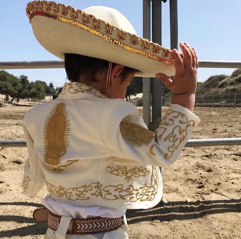 Charro Birthday Party Ideas Boy, Vaquero Family Pictures Mexican, Mexican Baby Boy, Charro Bautizo Photoshoot, Baby Boy Cowboy Photoshoot, Charro Bautizo Ideas Boy, Kids Cowboy Outfits Boys, Mariachi Outfit, Charro Outfit