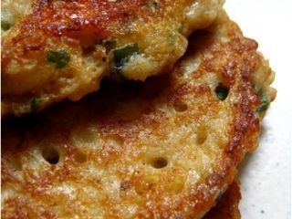 Recette salee: Galettes aux flocons d'avoine, feta et persil Low Carb Menus, Cheap Healthy Meals, Snacks To Make, Batch Cooking, Healthy Eating Tips, Baklava, Egg Recipes, Vegan Dinners, Healthy Dinner Recipes Easy