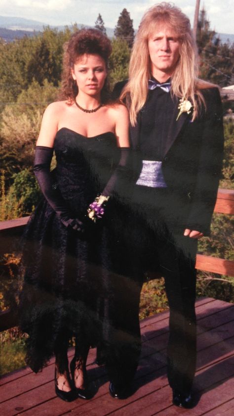 80s Prom Pics, 1980s Prom Dress Punk, 80s Prom Accessories, 80s Prom Outfits Women, 80s Prom Jewelry, 80s Prom Party Outfit, 80s Goth Prom, 80s Fashion Prom, 80s Formal Wear