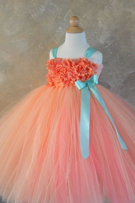 Fluffy Tulle Skirt, Coral And Aqua, Flower Girl Dresses Tutu, Girl Tutu, Tutu Dresses, Purple Bridesmaid Dresses, Fb Cover, Easy Design, First Communion Dresses