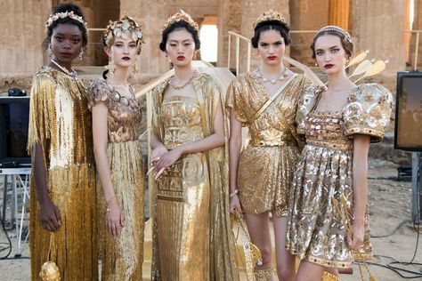 Valley Of The Temples, Dolce Gabbana Alta Moda, Grecian Goddess, Greek And Roman Mythology, Stefano Gabbana, Tulle Ball Gown, Dolce E Gabbana, Greek Goddess, Flapper Dress