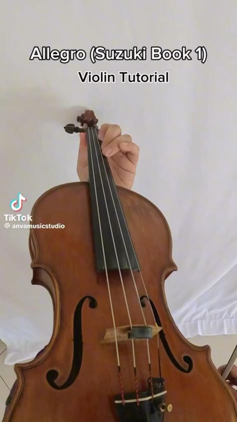 #violinist #tutorial #practiceviolin People Playing Violin, Beginner Violin Songs, Violin Beginner Learning, Beginner Violin Sheet Music, Violin Fingering Chart, Violin Music Sheets, Violin Performance, Learning Violin, Violin Music Songs