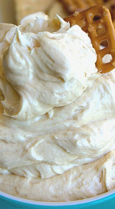 Fluff Marshmallow, Fluff Dip, Sweet Dip, Delicious Dips Recipes, Fluff Recipe, Sweet Dips, Creamy Dip, Dip Recipes Easy, Cheese Ball Recipes