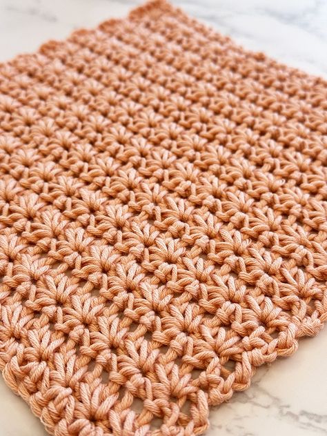 Star Stitch Crochet Tutorial (Easy For Beginners) - Handy Little Me Crochet Star Stitch Pattern, Star Stitch Crochet, Crochet Star Stitch, Thanksgiving Crochet, One Skein Crochet, Crochet Stitches Free, Dishcloth Crochet Pattern, Crochet Abbreviations, Crochet Stars