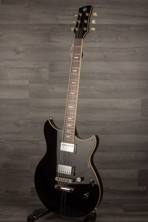 Yamaha RSS20 Revstar - Black Yamaha Revstar, Yamaha Guitar, Esp Guitars, Electric Guitar Design, Custom Electric Guitars, Bass Ukulele, Guitar Obsession, Best Guitar, Cool Electric Guitars