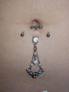 Piercing Types, Belly Button Piercings, Close Up Faces, Body Art Photography, Types Of Piercings, Tattoo Videos, Body Jewelry Piercing, Navel Piercing, Belly Button Piercing