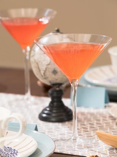 Italian Martini Recipe | Giada De Laurentiis | Food Network Italian Martini Recipe, Italian Martini, Giada De Laurentiis Recipes, Veggie Pies, Giada Recipes, Italian Drinks, Martinis Drinks, Martini Recipe, Giada De Laurentiis