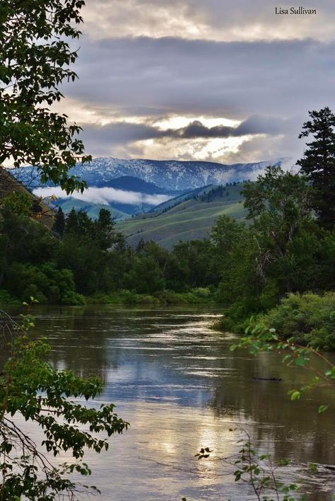 River of No Return, Salmon River Idaho Idaho Scenery, Idaho Photography, River Of No Return, Private Idaho, Idaho Vacation, Idaho Travel, Salmon River, Cheap Flight, Cheap Flight Tickets