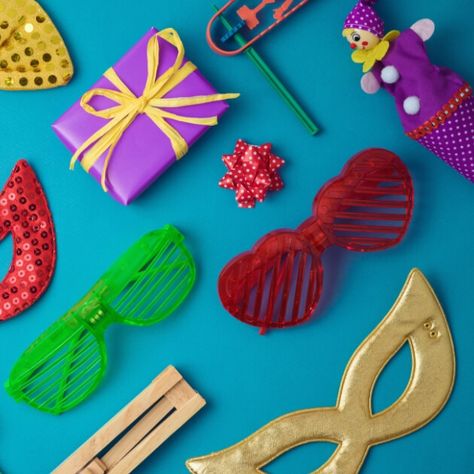 Purim Activities, Purim Costumes, King And Queen Crowns, Puppet Making, Carnival Games, Fun Family Activities, Birthday Supplies, Jewish Holidays, Purim