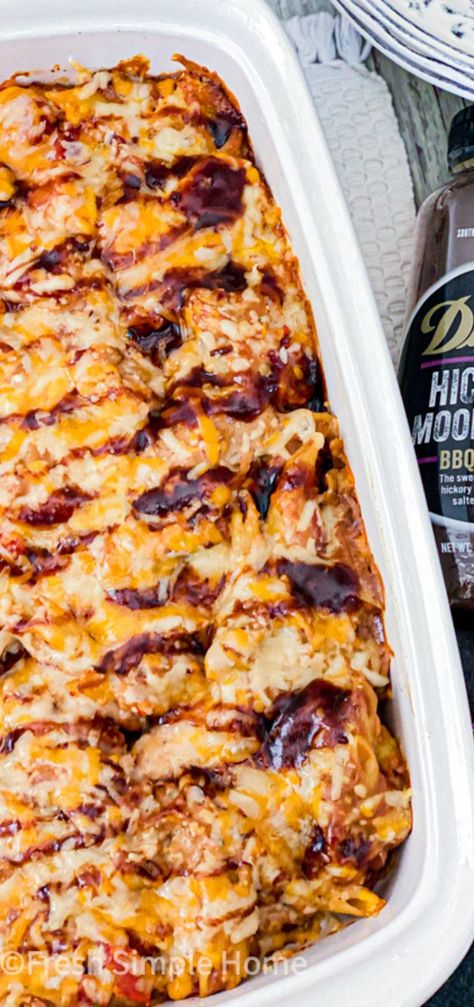 Shredded Bbq Chicken Casserole, Bbq Chicken Pasta Casserole, Bbq Pulled Chicken Casserole, Bbq Chicken Dinner Recipes, Bbq Chicken Bacon Ranch Casserole, Bbq Ranch Chicken Pasta, Easy Meals With Bacon, Bbq Chicken Pasta Recipes, What To Do With Bbq Chicken