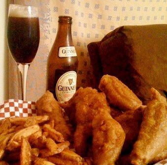 Classic Irish pub fare Guinness-battered fish and chips recipe Irish Pub Food, Fish And Chips Recipe, Fish Batter Recipe, Fish N Chips Recipe, Irish Cooking, How To Make Fish, Irish Cuisine, Beer Battered Fish, Fish N Chips