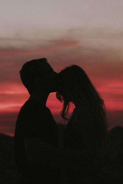 Sweet Relationship Aesthetic, Aesthetic Design Ideas, Couple Sunset, Dp Picture, Full Hd Wallpaper Download, Book Cover Artwork, Home Decor Aesthetic, Couple Silhouette, Outdoor Couple