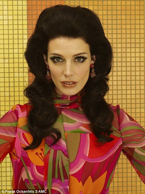 Mad Men Hair, Megan Draper, 1969 Fashion, Jessica Pare, Betty Draper, Mad Men Fashion, Don Draper, Jon Hamm, Evolution Of Fashion