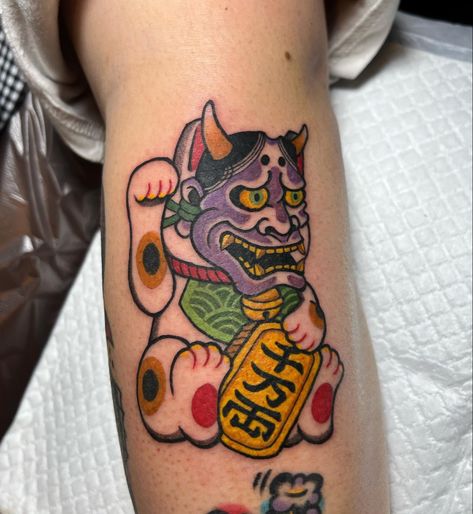 Lucky Cat Tattoo Traditional, Cat Tattoo Traditional, Maneki Neko Tattoo, Lucky Cat Tattoo, Japanese Leg Tattoo, Japanese Legs, Wallet Art, Traditional Tattoo Inspiration, Tattoo Concepts